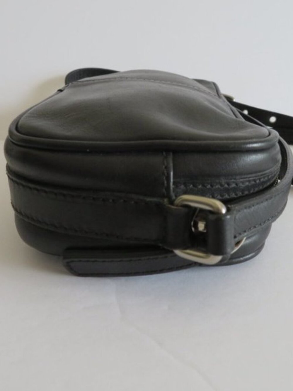 COACH, Vintage, Legacy West Mini Camera Bag (Style 9589), VGC - Picture 9 of 16
